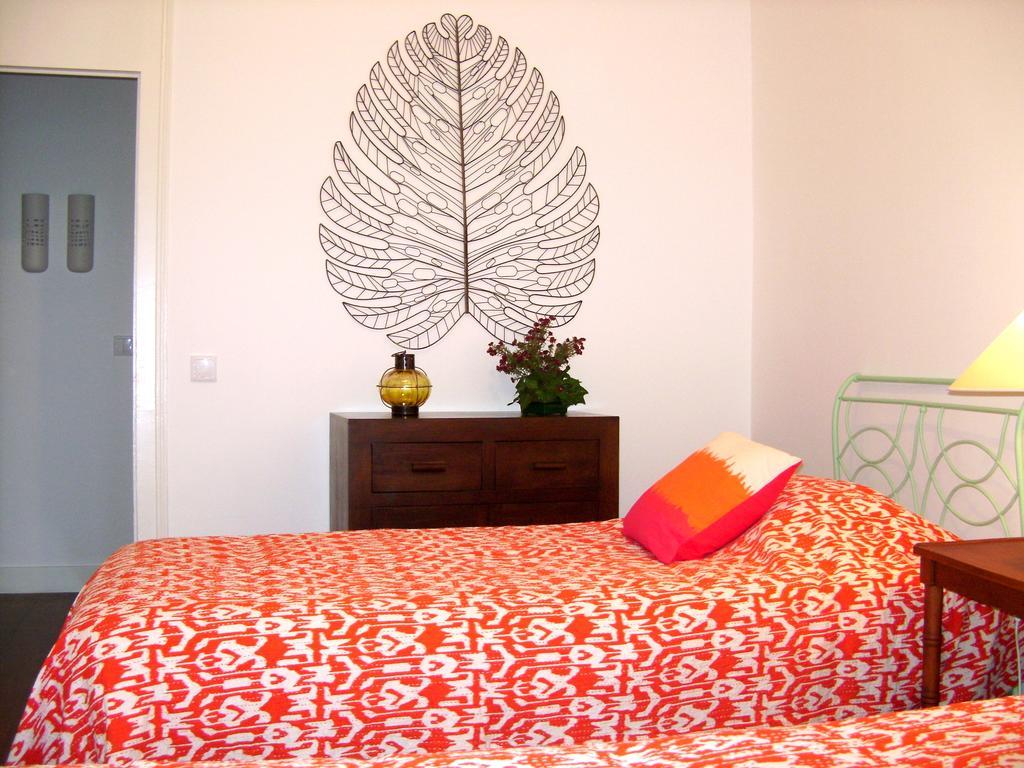Elegant S. Miguel Apartment Lisbon Room photo